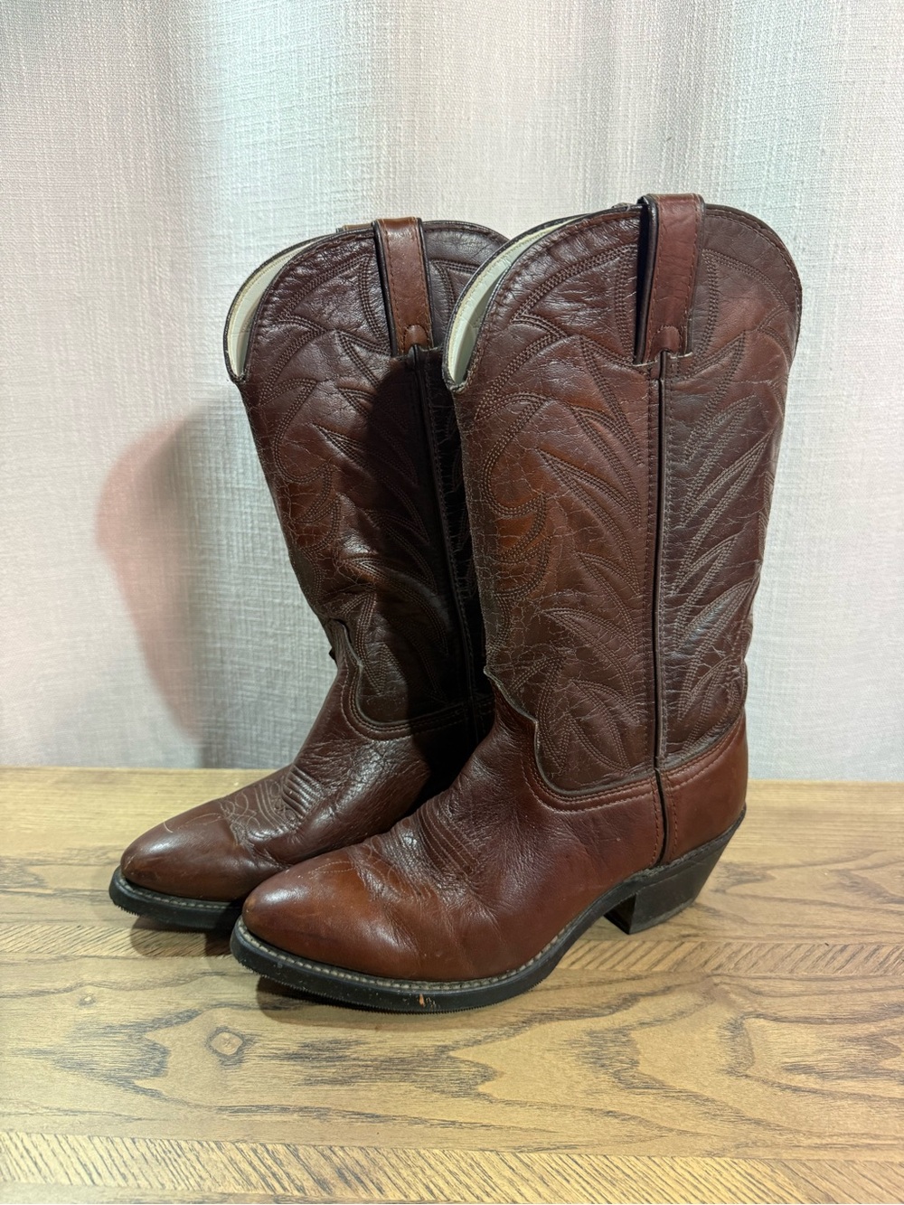 Durango Brown Leather Western Cowboy Boots with Embroidered Shaft